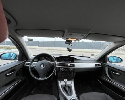 Черный БМВ 3 Серия, объемом двигателя 2 л и пробегом 335 тыс. км за 7500 $, фото 5 на Automoto.ua