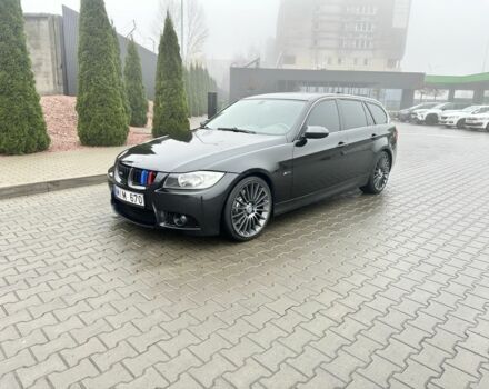 Черный БМВ 3 Серия, объемом двигателя 3 л и пробегом 300 тыс. км за 7500 $, фото 4 на Automoto.ua