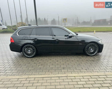 Чорний БМВ 3 Серія, об'ємом двигуна 3 л та пробігом 300 тис. км за 7500 $, фото 5 на Automoto.ua