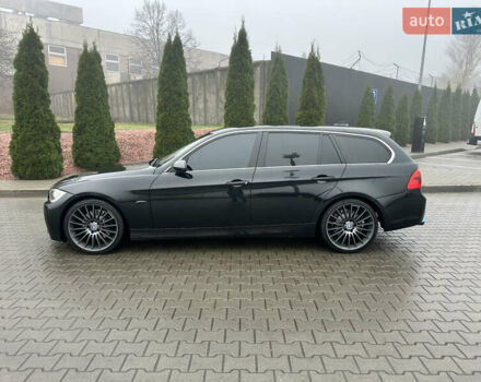 Чорний БМВ 3 Серія, об'ємом двигуна 3 л та пробігом 300 тис. км за 7500 $, фото 6 на Automoto.ua