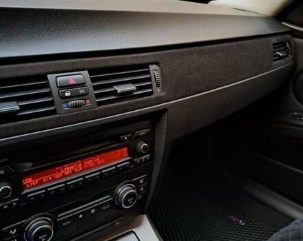 Черный БМВ 3 Серия, объемом двигателя 2 л и пробегом 242 тыс. км за 7000 $, фото 6 на Automoto.ua