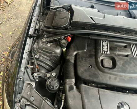 БМВ 3 Серия 2007 в Киеве на Automoto.ua Черный БМВ 3 Серия, объемом двигателя 2 л и пробегом 270 тыс. км за 7500 $, фото 8 на Automoto.ua