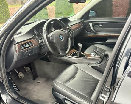 Чорний БМВ 3 Серія, об'ємом двигуна 3 л та пробігом 300 тис. км за 7500 $, фото 13 на Automoto.ua