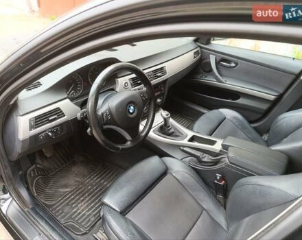 Чорний БМВ 3 Серія, об'ємом двигуна 2 л та пробігом 280 тис. км за 6500 $, фото 11 на Automoto.ua
