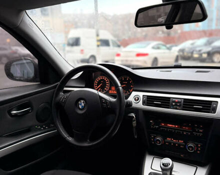 Черный БМВ 3 Серия, объемом двигателя 2 л и пробегом 350 тыс. км за 6550 $, фото 18 на Automoto.ua