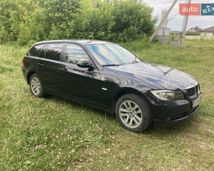 Черный БМВ 3 Серия, объемом двигателя 2 л и пробегом 330 тыс. км за 7200 $, фото 5 на Automoto.ua