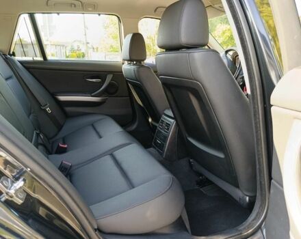 БМВ 3 Серия 2008 в Львове на Automoto.ua Черный БМВ 3 Серия, объемом двигателя 0 л и пробегом 340 тыс. км за 4500 $, фото 5 на Automoto.ua