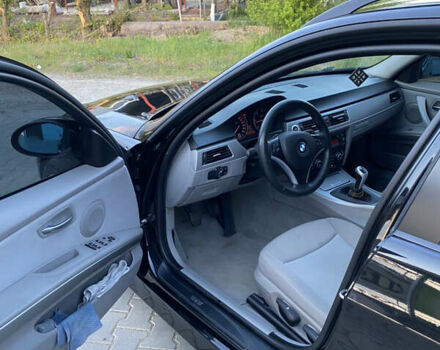 Черный БМВ 3 Серия, объемом двигателя 2 л и пробегом 380 тыс. км за 7600 $, фото 11 на Automoto.ua