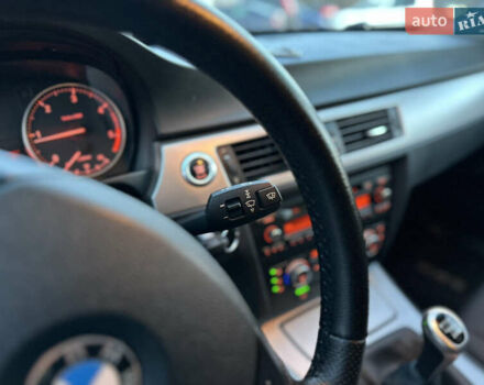 Черный БМВ 3 Серия, объемом двигателя 2 л и пробегом 329 тыс. км за 7200 $, фото 35 на Automoto.ua