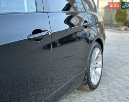 Черный БМВ 3 Серия, объемом двигателя 2 л и пробегом 329 тыс. км за 7200 $, фото 7 на Automoto.ua