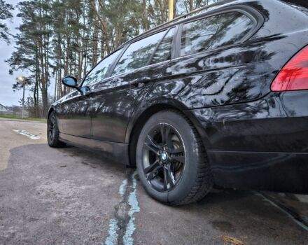 Черный БМВ 3 Серия, объемом двигателя 2 л и пробегом 320 тыс. км за 4400 $, фото 4 на Automoto.ua