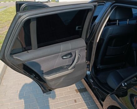 Чорний БМВ 3 Серія, об'ємом двигуна 2 л та пробігом 297 тис. км за 7800 $, фото 17 на Automoto.ua