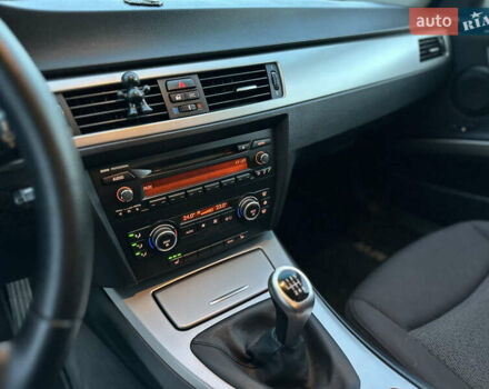 Черный БМВ 3 Серия, объемом двигателя 2 л и пробегом 329 тыс. км за 7200 $, фото 36 на Automoto.ua