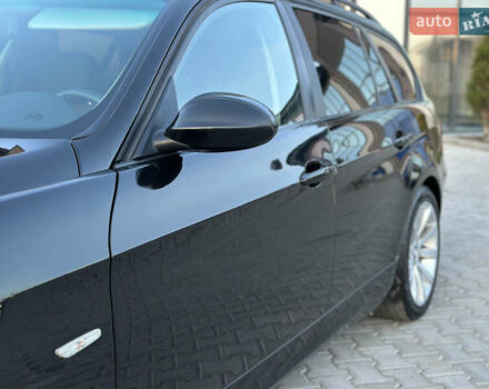 Черный БМВ 3 Серия, объемом двигателя 2 л и пробегом 329 тыс. км за 7200 $, фото 6 на Automoto.ua