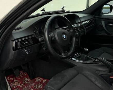 Черный БМВ 3 Серия, объемом двигателя 3 л и пробегом 255 тыс. км за 10500 $, фото 7 на Automoto.ua