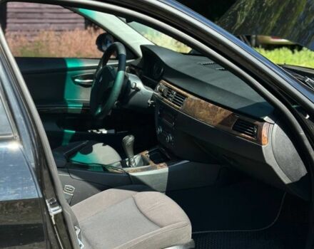 Черный БМВ 3 Серия, объемом двигателя 2 л и пробегом 260 тыс. км за 4800 $, фото 12 на Automoto.ua