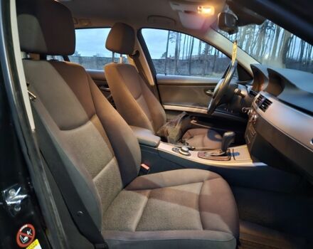 Черный БМВ 3 Серия, объемом двигателя 2 л и пробегом 320 тыс. км за 4400 $, фото 15 на Automoto.ua