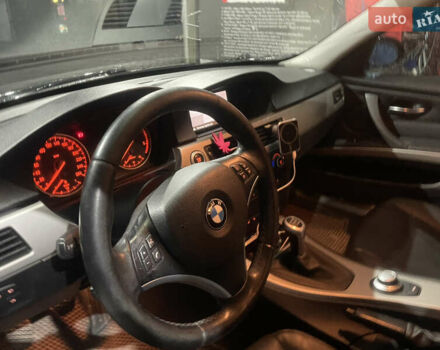 Черный БМВ 3 Серия, объемом двигателя 2 л и пробегом 305 тыс. км за 8300 $, фото 5 на Automoto.ua