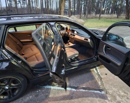 Черный БМВ 3 Серия, объемом двигателя 2 л и пробегом 320 тыс. км за 4400 $, фото 7 на Automoto.ua