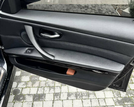 Чорний БМВ 3 Серія, об'ємом двигуна 2 л та пробігом 255 тис. км за 9900 $, фото 14 на Automoto.ua