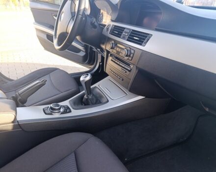 Чорний БМВ 3 Серія, об'ємом двигуна 2 л та пробігом 200 тис. км за 6700 $, фото 4 на Automoto.ua