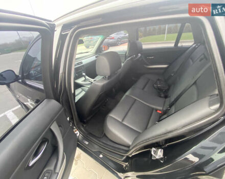 Черный БМВ 3 Серия, объемом двигателя 2 л и пробегом 301 тыс. км за 9300 $, фото 13 на Automoto.ua