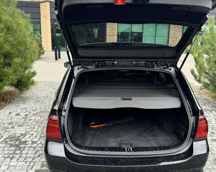 Чорний БМВ 3 Серія, об'ємом двигуна 2 л та пробігом 255 тис. км за 9900 $, фото 6 на Automoto.ua