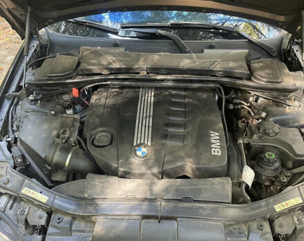 Черный БМВ 3 Серия, объемом двигателя 2.99 л и пробегом 215 тыс. км за 10500 $, фото 10 на Automoto.ua
