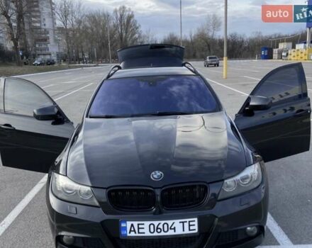 Черный БМВ 3 Серия, объемом двигателя 2 л и пробегом 305 тыс. км за 9700 $, фото 8 на Automoto.ua