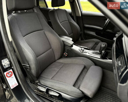 Черный БМВ 3 Серия, объемом двигателя 2 л и пробегом 382 тыс. км за 8000 $, фото 8 на Automoto.ua