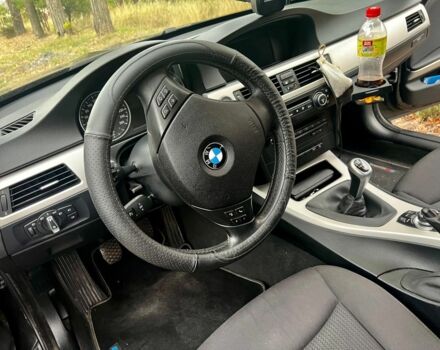 Чорний БМВ 3 Серія, об'ємом двигуна 2 л та пробігом 208 тис. км за 5100 $, фото 5 на Automoto.ua