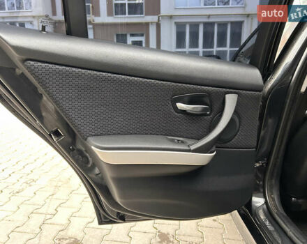 Чорний БМВ 3 Серія, об'ємом двигуна 2 л та пробігом 270 тис. км за 7700 $, фото 14 на Automoto.ua