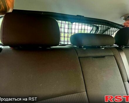 Черный БМВ 3 Серия, объемом двигателя 2 л и пробегом 210 тыс. км за 5100 $, фото 9 на Automoto.ua