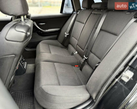 Черный БМВ 3 Серия, объемом двигателя 2 л и пробегом 382 тыс. км за 8000 $, фото 6 на Automoto.ua