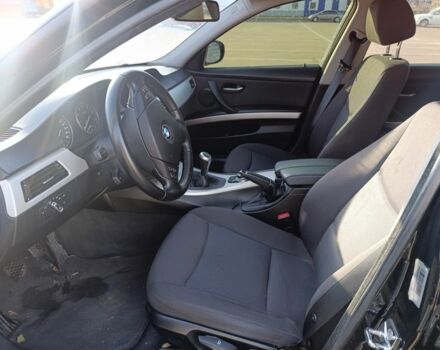 Чорний БМВ 3 Серія, об'ємом двигуна 2 л та пробігом 200 тис. км за 6700 $, фото 3 на Automoto.ua