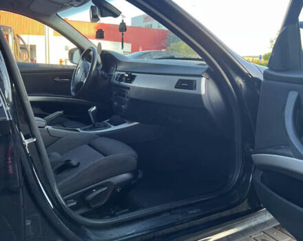 Черный БМВ 3 Серия, объемом двигателя 2 л и пробегом 280 тыс. км за 7500 $, фото 6 на Automoto.ua