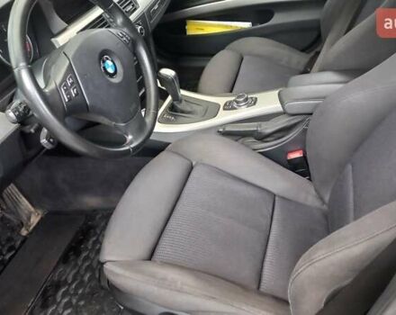 Чорний БМВ 3 Серія, об'ємом двигуна 2 л та пробігом 285 тис. км за 12000 $, фото 2 на Automoto.ua