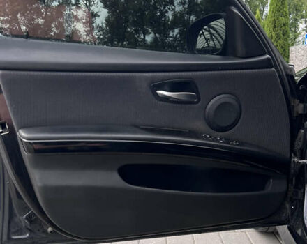 Черный БМВ 3 Серия, объемом двигателя 2 л и пробегом 340 тыс. км за 7700 $, фото 13 на Automoto.ua