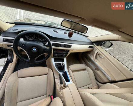 Чорний БМВ 3 Серія, об'ємом двигуна 2 л та пробігом 257 тис. км за 8500 $, фото 12 на Automoto.ua