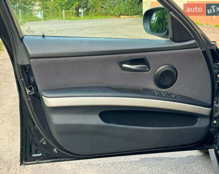 Черный БМВ 3 Серия, объемом двигателя 2 л и пробегом 215 тыс. км за 9040 $, фото 13 на Automoto.ua
