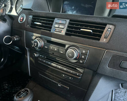 Черный БМВ 3 Серия, объемом двигателя 2 л и пробегом 276 тыс. км за 8300 $, фото 23 на Automoto.ua