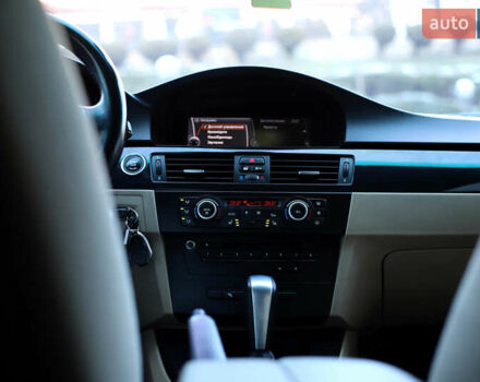 Чорний БМВ 3 Серія, об'ємом двигуна 2 л та пробігом 324 тис. км за 10299 $, фото 25 на Automoto.ua