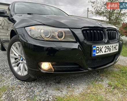 БМВ 3 Серия 2011 в Березно на Automoto.ua Черный БМВ 3 Серия, объемом двигателя 2 л и пробегом 290 тыс. км за 8000 $, фото 3 на Automoto.ua