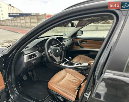 БМВ 3 Серия 2011 в Ивано-Франковске на Automoto.ua Черный БМВ 3 Серия, объемом двигателя 2 л и пробегом 269 тыс. км за 10450 $, фото 28 на Automoto.ua