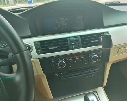 Чорний БМВ 3 Серія, об'ємом двигуна 2 л та пробігом 389 тис. км за 8299 $, фото 13 на Automoto.ua