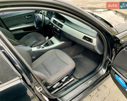 Черный БМВ 3 Серия, объемом двигателя 2 л и пробегом 318 тыс. км за 9300 $, фото 18 на Automoto.ua