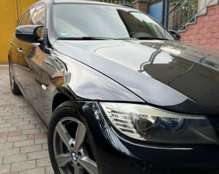 Черный БМВ 3 Серия, объемом двигателя 2 л и пробегом 298 тыс. км за 9450 $, фото 4 на Automoto.ua