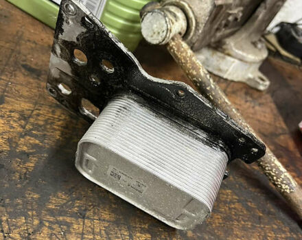 Чорний БМВ 3 Серія, об'ємом двигуна 2 л та пробігом 159 тис. км за 9750 $, фото 69 на Automoto.ua