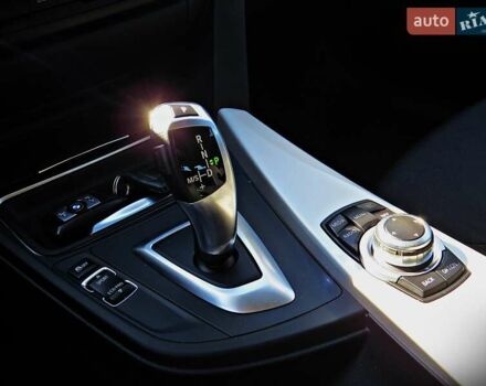 Чорний БМВ 3 Серія, об'ємом двигуна 2 л та пробігом 264 тис. км за 12700 $, фото 9 на Automoto.ua