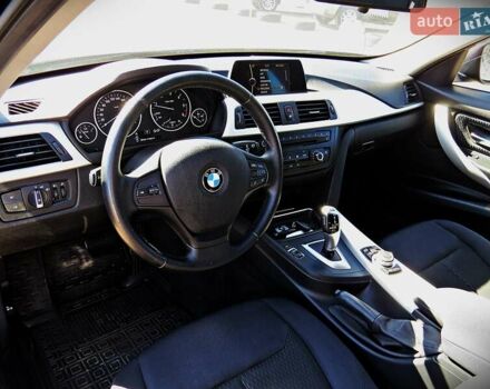 Чорний БМВ 3 Серія, об'ємом двигуна 2 л та пробігом 264 тис. км за 12700 $, фото 4 на Automoto.ua